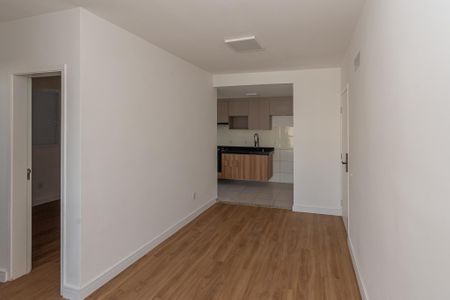 Apartamento para alugar com 55m², 2 quartos e 1 vaga Apartamento para alugar com 55m², 2 quartos e 1 vagaSala de Estar/Jantar