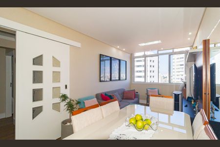 Apartamento à venda com 80m², 2 quartos e 1 vaga Apartamento à venda com 80m², 2 quartos e 1 vagaSala