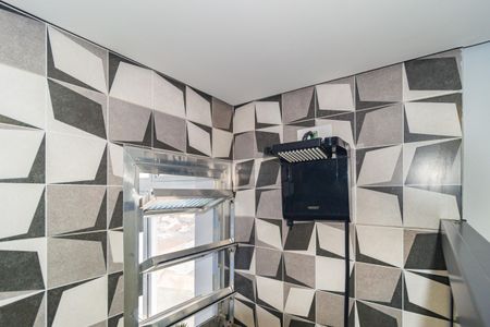 Apartamento à venda com 80m², 2 quartos e 1 vaga Apartamento à venda com 80m², 2 quartos e 1 vagaDetalhe Banheiro - Suíte