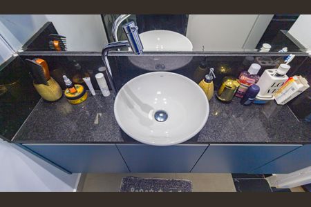 Apartamento à venda com 80m², 2 quartos e 1 vaga Apartamento à venda com 80m², 2 quartos e 1 vagaDetalhe Banheiro - Suíte