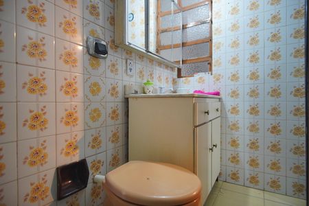 Apartamento à venda com 60m², 2 quartos e sem vagaBanheiro Corredor