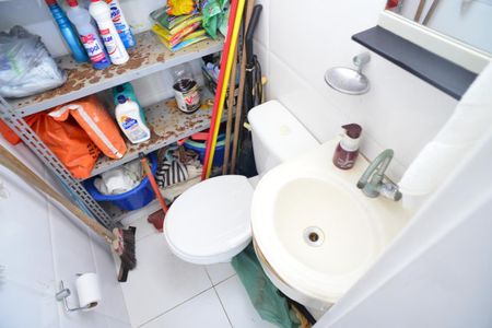 Apartamento à venda com 166m², 3 quartos e 2 vagas Apartamento à venda com 166m², 3 quartos e 2 vagasBanheiro de Serviço