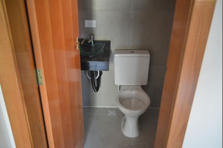 Casa à venda com 130m², 2 quartos e 4 vagasLavabo