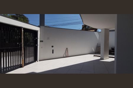 Casa à venda com 130m², 2 quartos e 4 vagasGaragem
