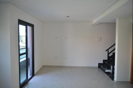 Sala de casa à venda com 2 quartos, 130m² em Vila Scarpelli, Santo André