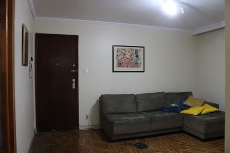 Apartamento à venda com 75m², 2 quartos e sem vagaSala