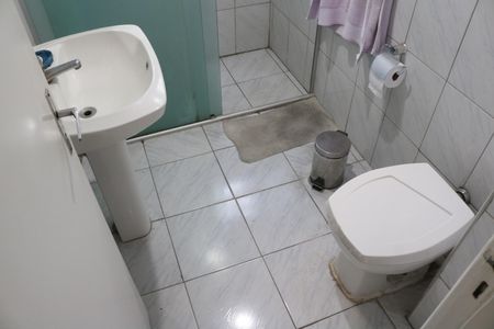 Apartamento à venda com 75m², 2 quartos e sem vagaBanheiro