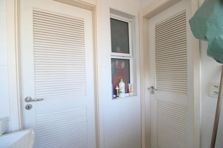 Apartamento à venda com 166m², 4 quartos e 2 vagasÁrea de serviço - Quarto