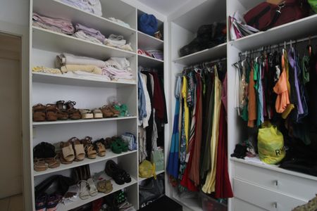 Apartamento à venda com 166m², 4 quartos e 2 vagasSuíte 2