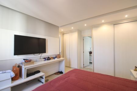 Apartamento à venda com 166m², 4 quartos e 2 vagasSuíte 1