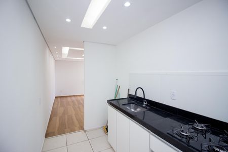Apartamento para alugar com 45m², 2 quartos e 1 vaga Apartamento para alugar com 45m², 2 quartos e 1 vagaCozinha e Área de Serviço