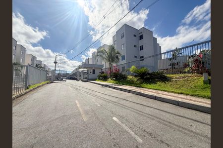 Apartamento para alugar com 45m², 2 quartos e 1 vaga Apartamento para alugar com 45m², 2 quartos e 1 vagaFachada