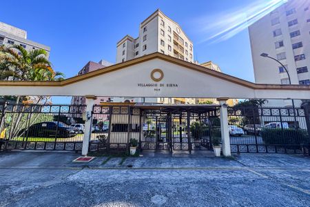 Apartamento para alugar com 67m², 3 quartos e 1 vaga Apartamento para alugar com 67m², 3 quartos e 1 vagaFachada