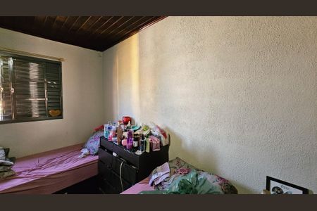 Casa à venda com 181m², 4 quartos e 2 vagas