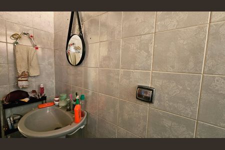 Casa à venda com 181m², 4 quartos e 2 vagas