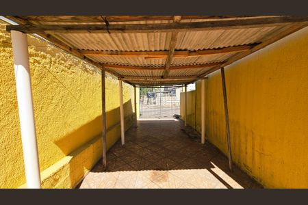 Casa à venda com 181m², 4 quartos e 2 vagas