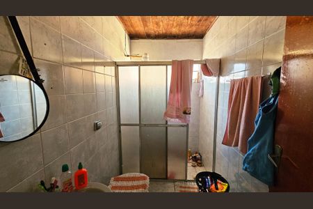 Casa à venda com 181m², 4 quartos e 2 vagas