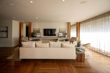 Apartamento à venda com 154m², 3 quartos e 3 vagas Apartamento à venda com 154m², 3 quartos e 3 vagasSala