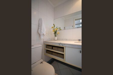 Apartamento à venda com 154m², 3 quartos e 3 vagas Apartamento à venda com 154m², 3 quartos e 3 vagasBanheiro Suíte 3