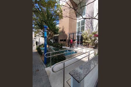 Apartamento à venda com 51m², 2 quartos e 1 vaga Apartamento à venda com 51m², 2 quartos e 1 vagaFachada e portaria