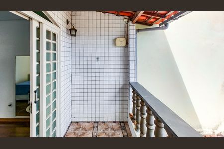 Casa à venda com 2 quartos, 130m² em Itapoã, Belo Horizonte
