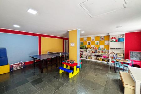 Apartamento para alugar com 220m², 4 quartos e 2 vagas Apartamento para alugar com 220m², 4 quartos e 2 vagasbrinquedoteca