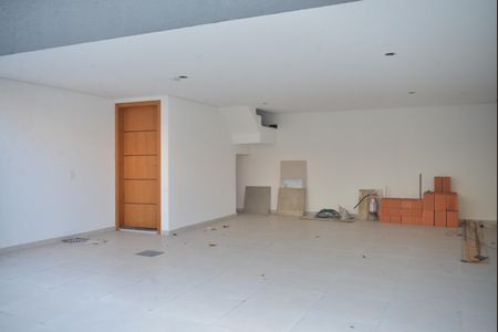 Casa à venda com 130m², 2 quartos e 4 vagasGaragem