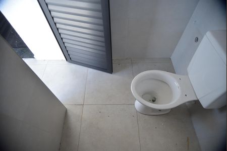 Casa à venda com 130m², 2 quartos e 4 vagasBanheiro Social