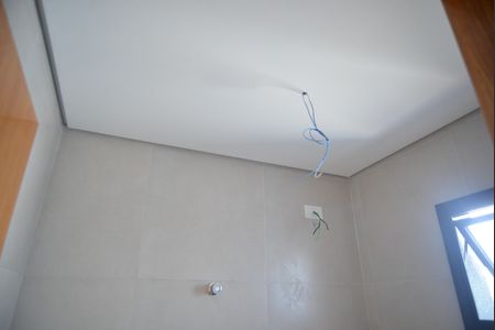 Casa à venda com 130m², 2 quartos e 4 vagasBanheiro da Suíte 1