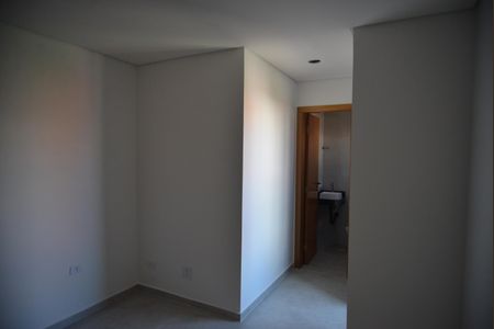 Casa à venda com 130m², 2 quartos e 4 vagasQuarto Suite 2