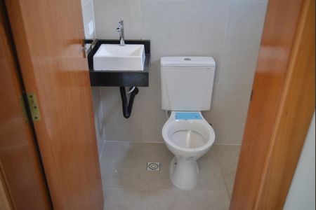 Casa à venda com 130m², 2 quartos e 4 vagasBanheiro da Suíte 2