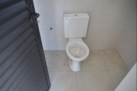 Casa à venda com 130m², 2 quartos e 4 vagasBanheiro Social