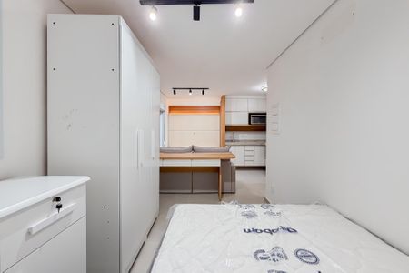 Studio de kitnet/studio para alugar com 1 quarto, 30m² em Vila Dom Pedro I, São Paulo