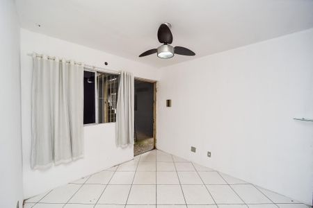 Apartamento à venda com 53m², 2 quartos e 1 vaga Apartamento à venda com 53m², 2 quartos e 1 vagaSala