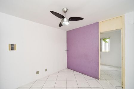 Apartamento à venda com 53m², 2 quartos e 1 vaga Apartamento à venda com 53m², 2 quartos e 1 vagaSala