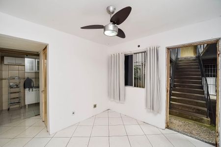 Apartamento à venda com 53m², 2 quartos e 1 vaga Apartamento à venda com 53m², 2 quartos e 1 vagaSala