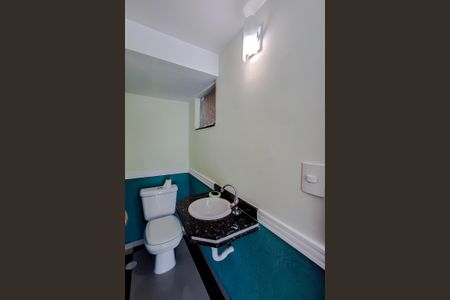 Casa à venda com 192m², 4 quartos e 4 vagasLavabo