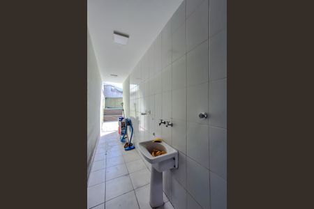 Casa à venda com 192m², 4 quartos e 4 vagasÁrea de Serviço