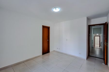 Casa à venda com 192m², 4 quartos e 4 vagasQuarto 4 - Suíte
