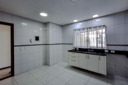 Casa à venda com 192m², 4 quartos e 4 vagasCozinha