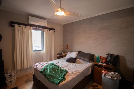 Casa à venda com 107m², 3 quartos e 3 vagasEDÍCULA