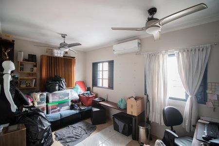 Casa à venda com 107m², 3 quartos e 3 vagasEDÍCULA
