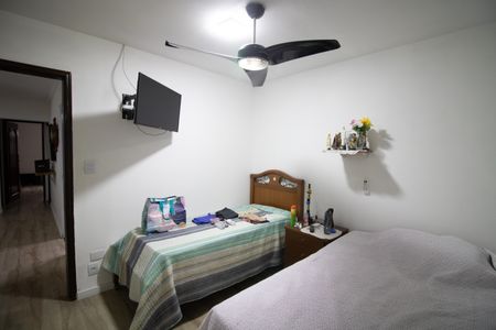 Casa à venda com 107m², 3 quartos e 3 vagasQUARTO 1