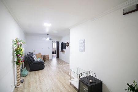 Casa à venda com 107m², 3 quartos e 3 vagasSALA