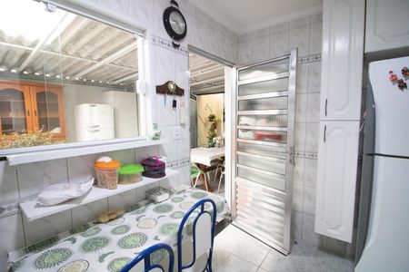 Casa à venda com 107m², 3 quartos e 3 vagasCOZINHA