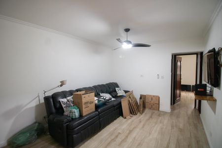 SALA de casa à venda com 3 quartos, 107m² em Parque Sao Domingos, São Paulo