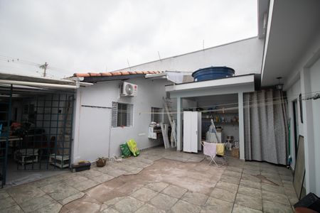 Casa à venda com 107m², 3 quartos e 3 vagasQUINTAL E ÁREA DE SERVIÇO
