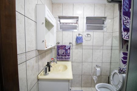 Casa à venda com 107m², 3 quartos e 3 vagasBANHEIRO