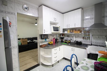 Casa à venda com 107m², 3 quartos e 3 vagasCOZINHA