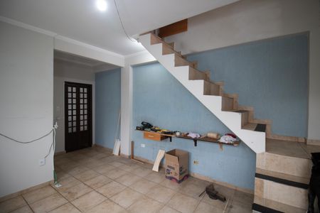 Casa à venda com 107m², 3 quartos e 3 vagasEDÍCULA